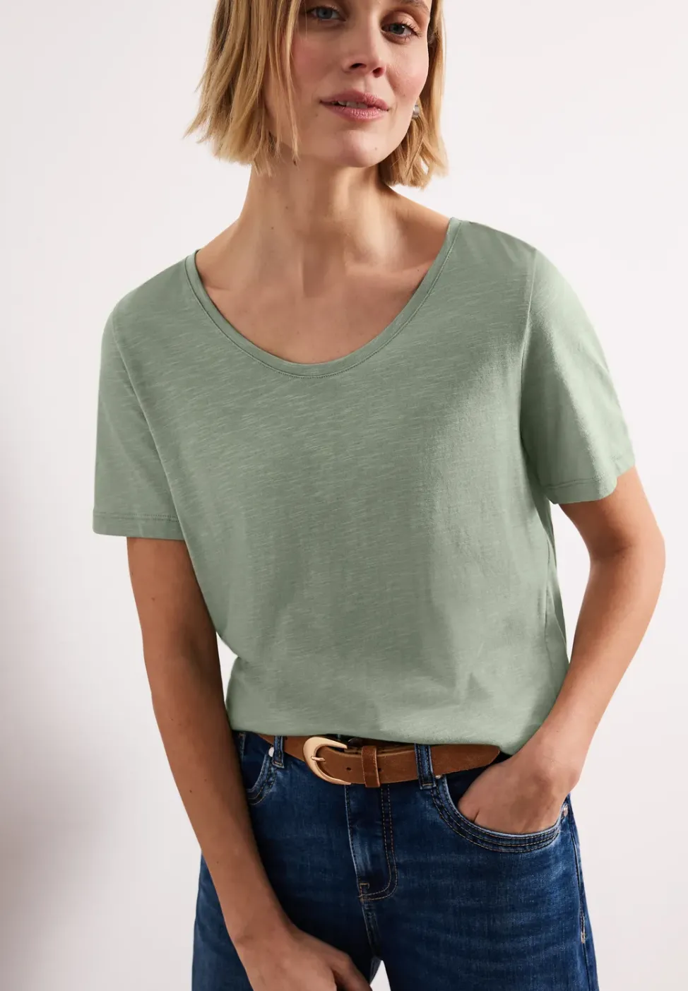 T-shirt basique à col V