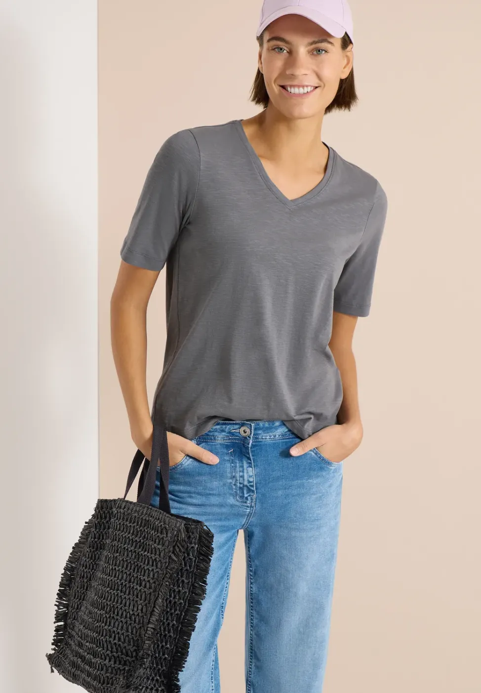 T-shirt basique à col V