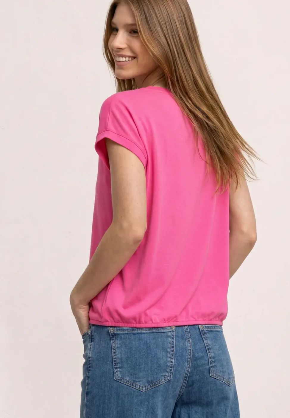 T-shirt col bateau avec bande décorative
