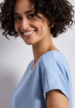 T-shirt col bateau avec détail décoratif aux épaules