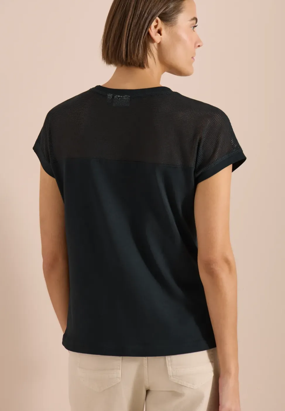 T-shirt col bateau avec empiècement en mesh