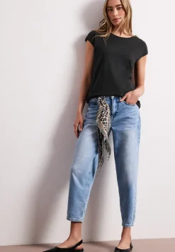 T-shirt col bateau effet soyeux
