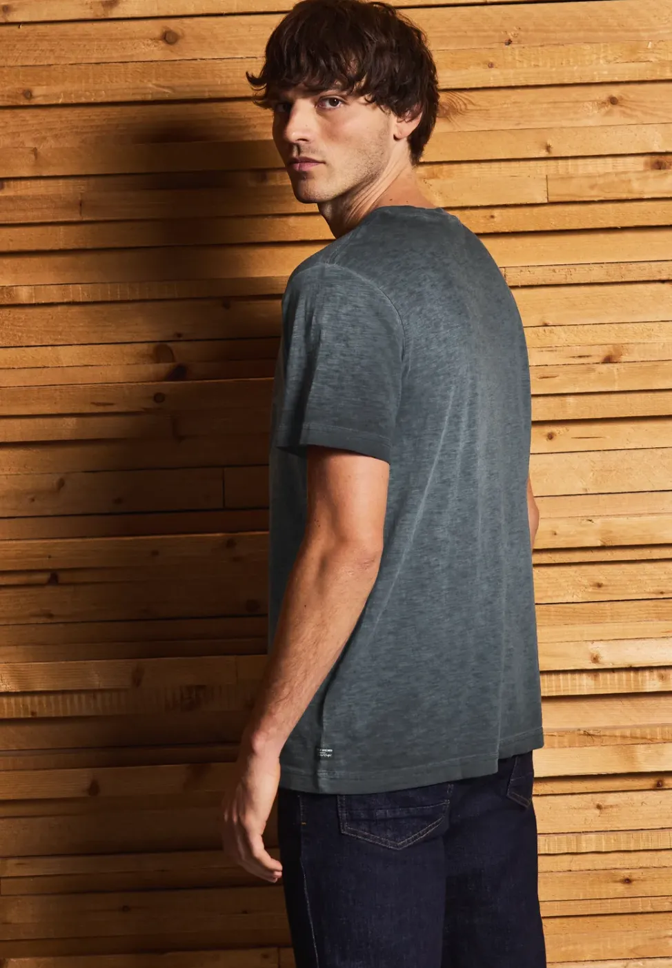 T-shirt au look délavé