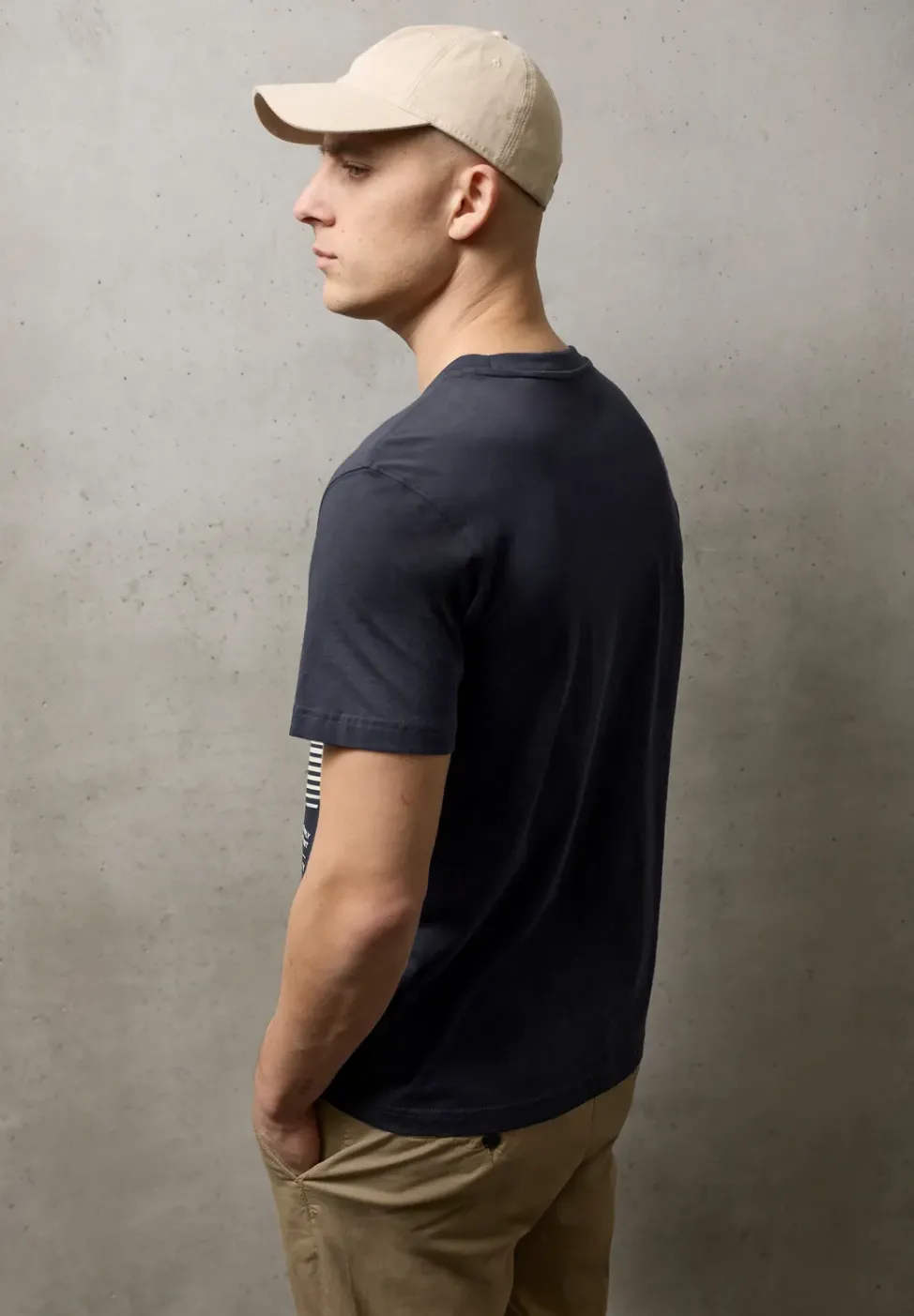 T-shirt avec impression sur le devant