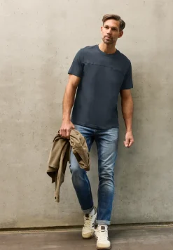 T-shirt avec poche poitrine
