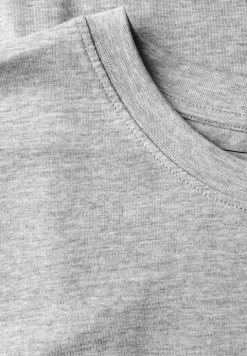 T-shirt basique en couleur unie