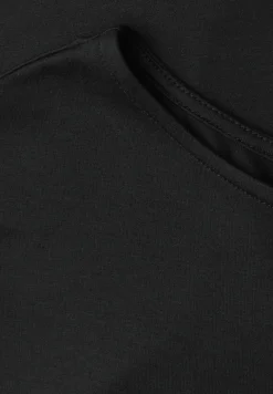 T-shirt col bateau à épaules tombantes