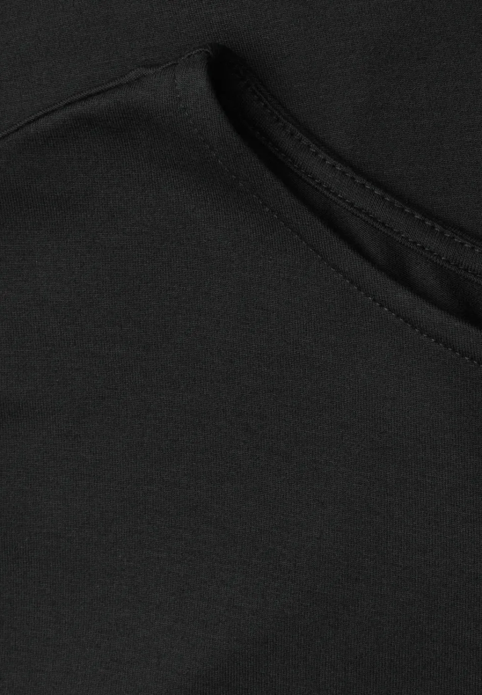 T-shirt col bateau à épaules tombantes