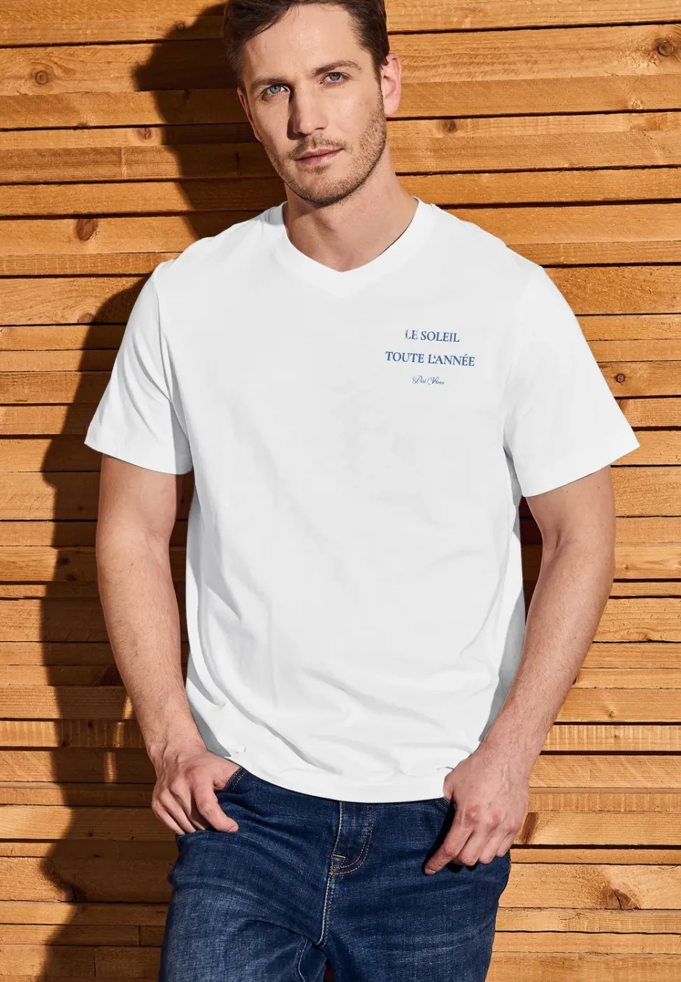 T-shirt à col en V