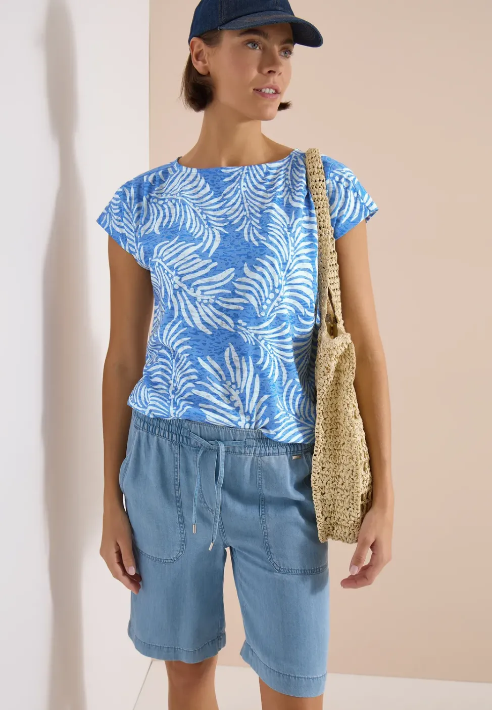 T-shirt à l'effet dévoré