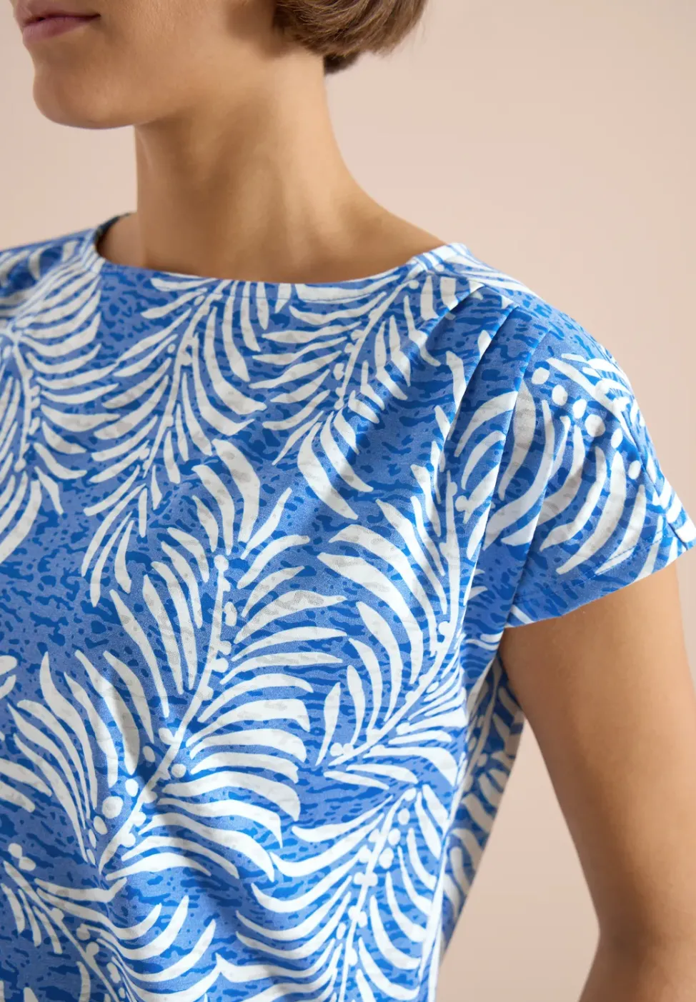T-shirt à l'effet dévoré