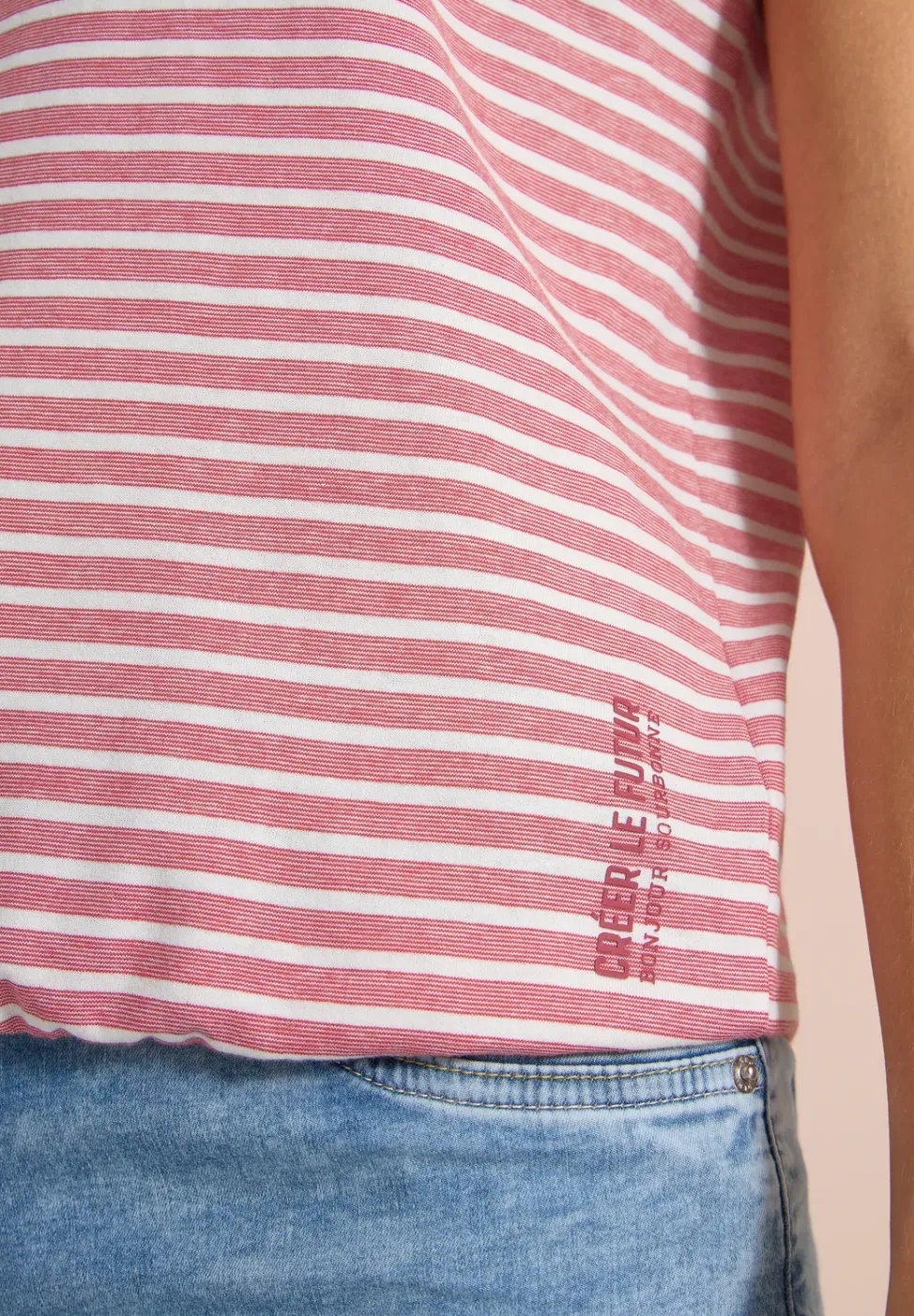 T-shirt rayé à manches courtes