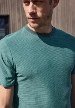 T-shirt à rayures en fil teint