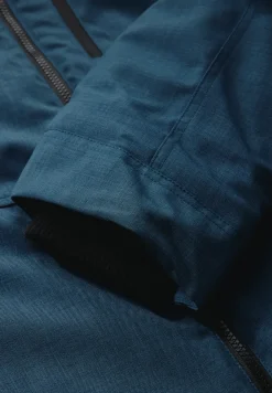 Veste avec capuche amovible