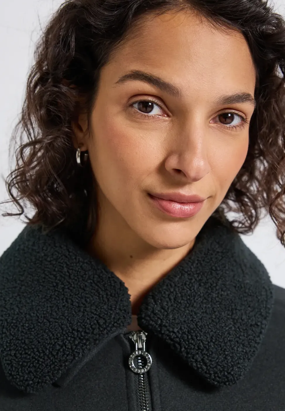 Veste avec col amovible