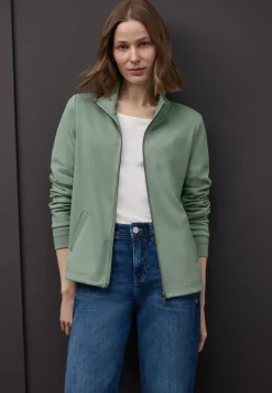 Veste avec cordon de serrage