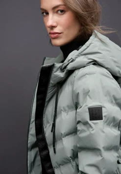 Veste avec coutures collées