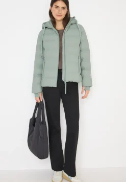 Veste avec coutures collées