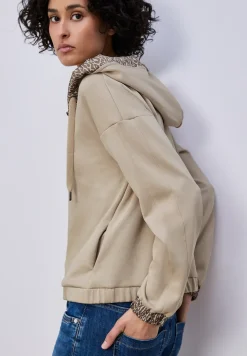 Veste à capuche