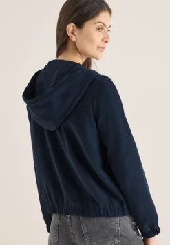 Veste à capuche