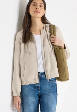 Veste à capuche