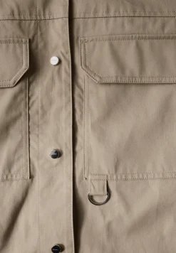 Veste courte avec col montant