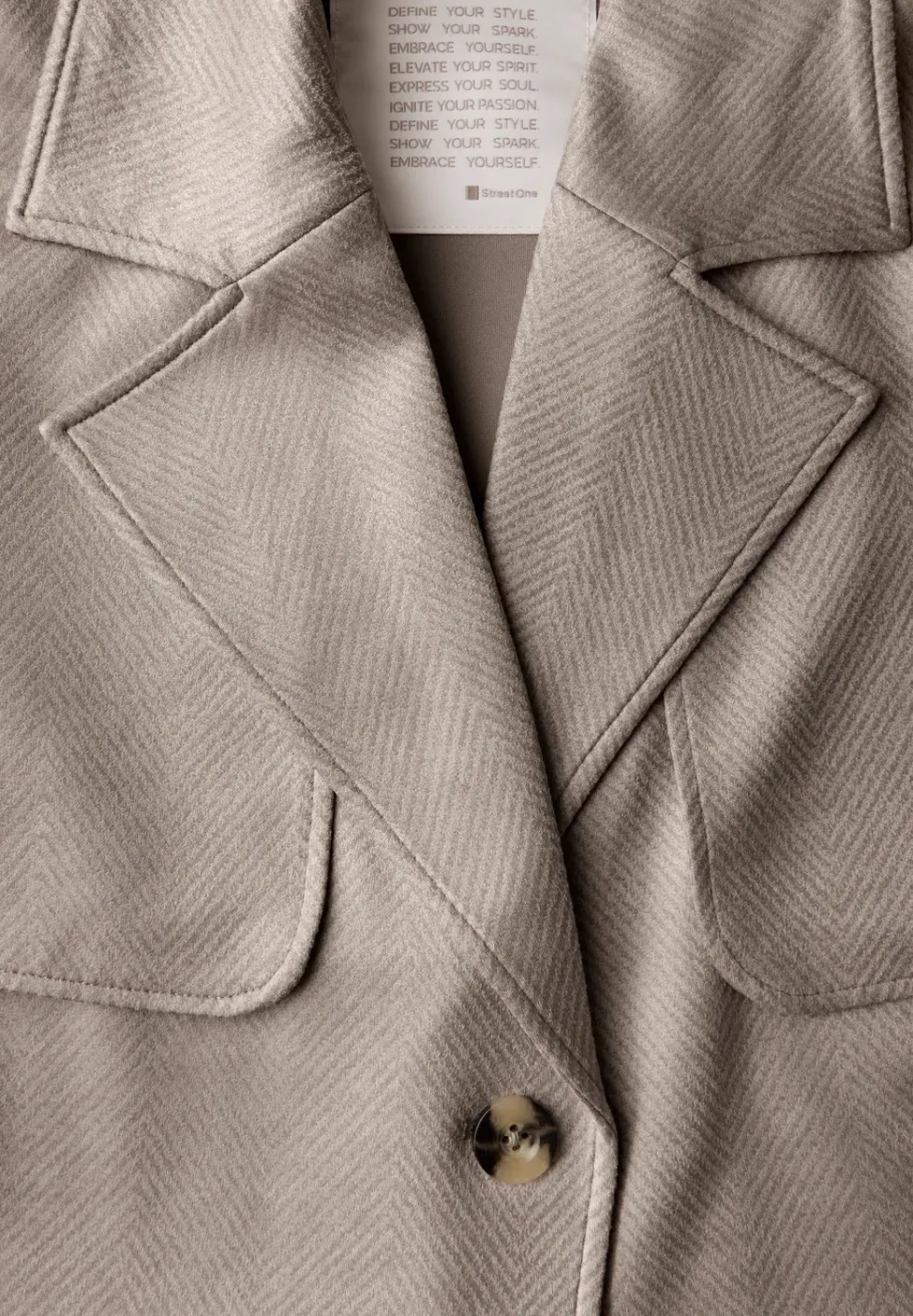 Veste courte en similicuir