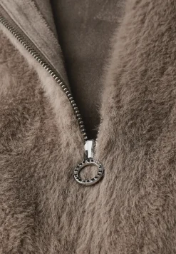 Veste en fausse fourrure