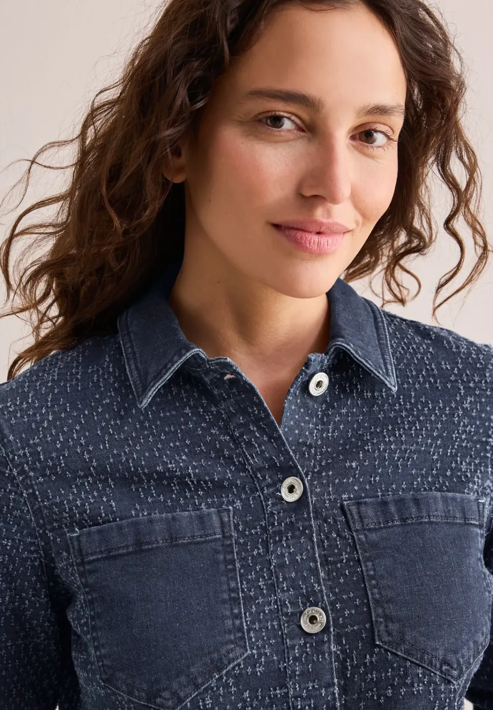 Veste en jean au look bouclé