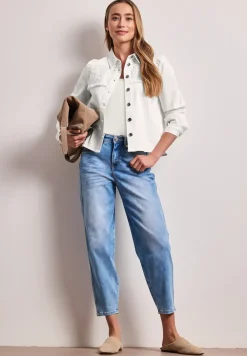 Veste en jean avec boutons et broderie