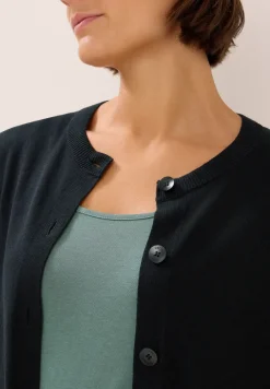 Veste en tricot avec patte de boutonnage