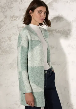 Veste en tricot à motifs