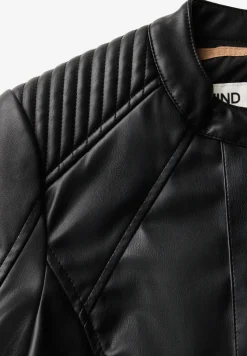 Veste look cuir