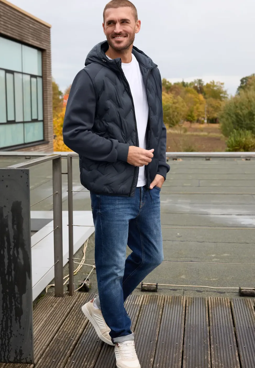 Veste matelassée avec manches en sweat
