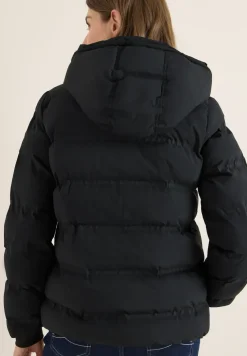 Veste sportive avec capuche