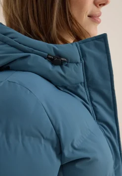 Veste sportive avec capuche