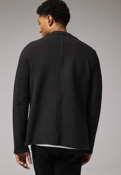 Veste structurée
