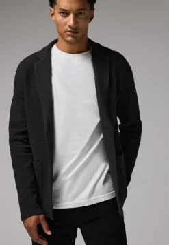 Veste structurée