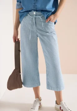 Wide Flared Leg Jeans à rayures