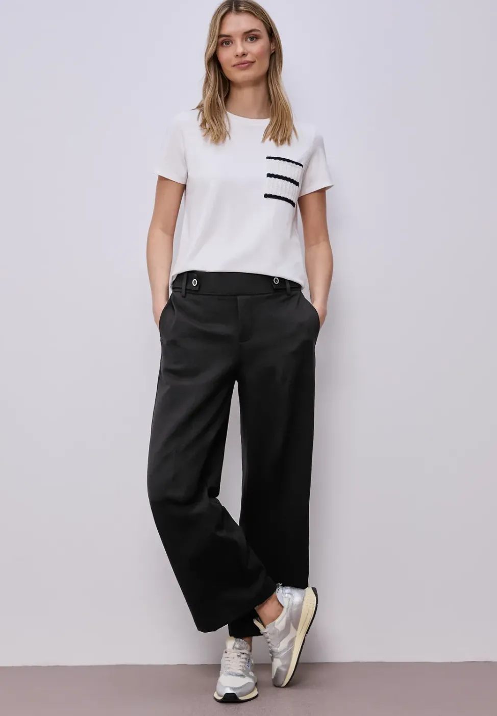 Wide Leg pantalon avec détail de boutons