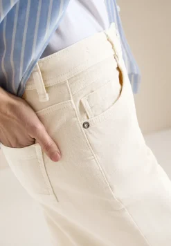 Wide Legs Jeans