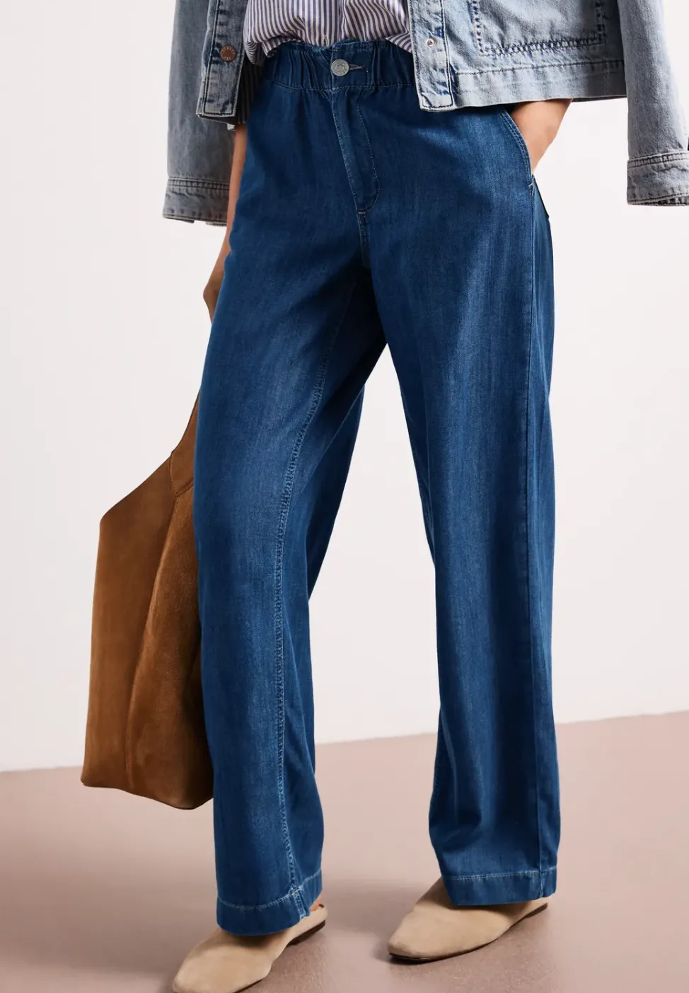 Wide Legs Jeans avec ceinture paperbag